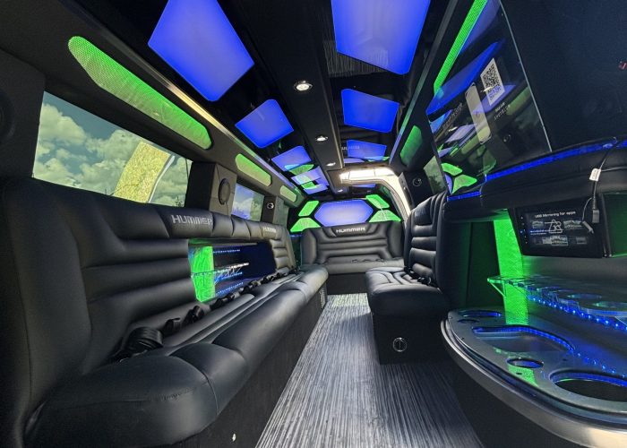 2026 hummer limo (1)